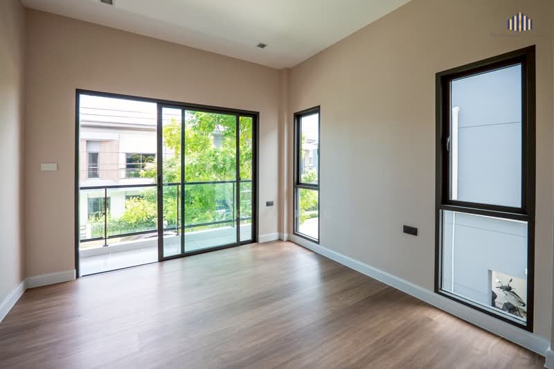 VENUE ID Phaholyothin-Rangsit, Pathum Thani, Chonlamarkphichan Road, Lat Sawai, Lam Luk Ka, Pathum Thani, 3 Bedrooms, 188 sqm, Single Detached House For Sale, by คุณเมย์, 60080190 - DDproperty.com