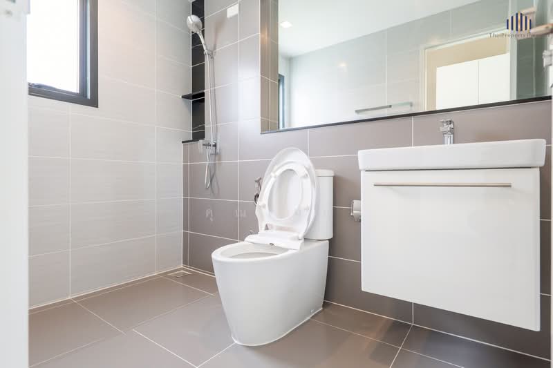 VENUE ID Phaholyothin-Rangsit, Pathum Thani, Chonlamarkphichan Road, Lat Sawai, Lam Luk Ka, Pathum Thani, 3 Bedrooms, 188 sqm, Single Detached House For Sale, by คุณเมย์, 60080190 - DDproperty.com