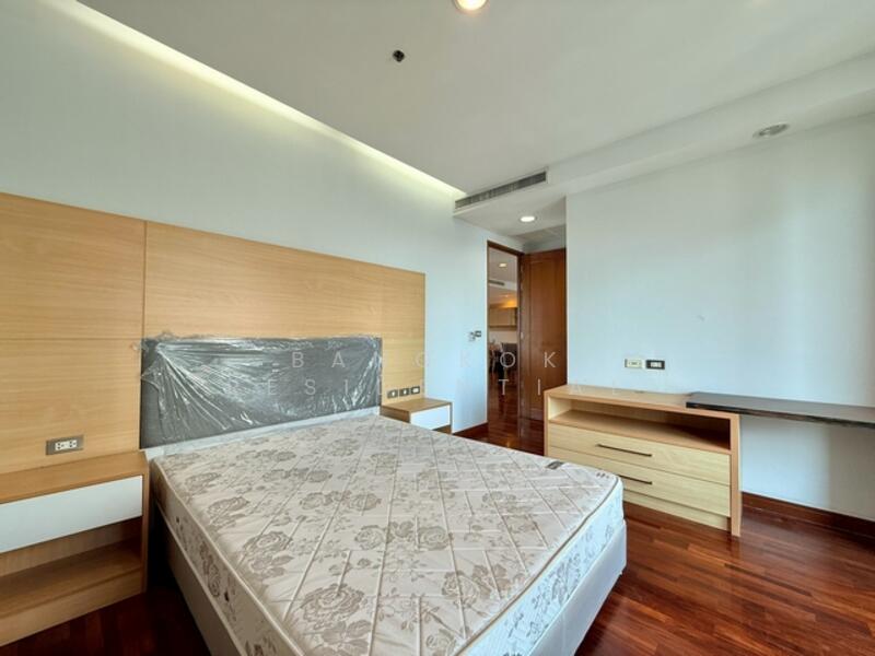 The Residence Sukhumvit 24, Bangkok, Soi Sukhumvit 24, Khong Tan, Khlong Toei, Bangkok, 4 Bedrooms, 320 sqm, Condo For Rent, by Bangkok Residential, 60080252 - DDproperty.com