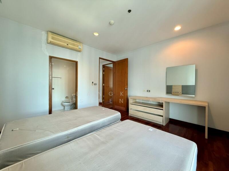 The Residence Sukhumvit 24, Bangkok, Soi Sukhumvit 24, Khong Tan, Khlong Toei, Bangkok, 4 Bedrooms, 320 sqm, Condo For Rent, by Bangkok Residential, 60080252 - DDproperty.com