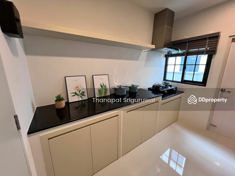 ให้เช่า - Centro Bangna : เซนโทร บางนา, สมุทรปราการ