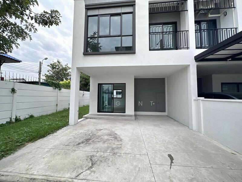 Lumpini Townplace Sukhumvit-Srinakarin, Samut Prakan, Samrong Nua, Muang Samut Prakarn, Samut Prakan, 3 Bedrooms, 161 sqm, Townhouse For Sale, by NRagent, 60080327 - DDproperty.com