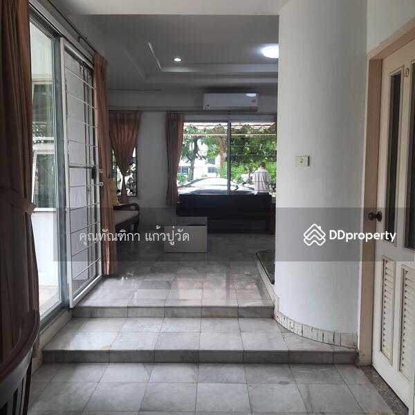 ให้เช่า - ให้เช่าทาวน์โฮม3ชั้น ถ.รัชดา32, กรุงเทพ