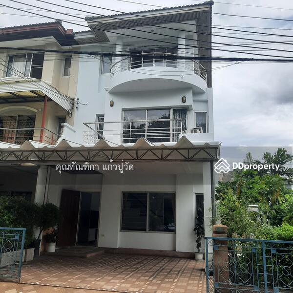 ให้เช่า - ให้เช่าทาวน์โฮม3ชั้น ถ.รัชดา32, กรุงเทพ