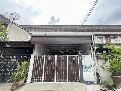 ขาย - ทาวน์เฮ้าส์ 2 ชั้น หมู่บ้าน สังข์ฉิมพัฒนา - บางกรวย ซอย 7 พร้อมอยู่ หน้าบ้านไม่ชนใคร, นนทบุรี