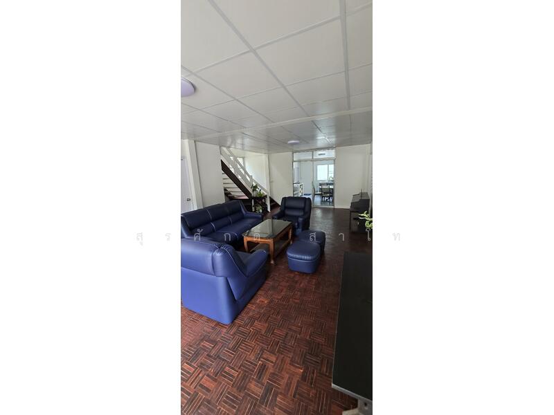 Detached house Sathron soi.9 for rent 70,000 Baht per month 4bedroom2bathroom1Toilet2Parking, Bangkok, Bang Rak, Bangkok, 4 Bedrooms, 185 sqm, Single Detached House For Rent, by Surasak Satho, 60081041 - DDproperty.com