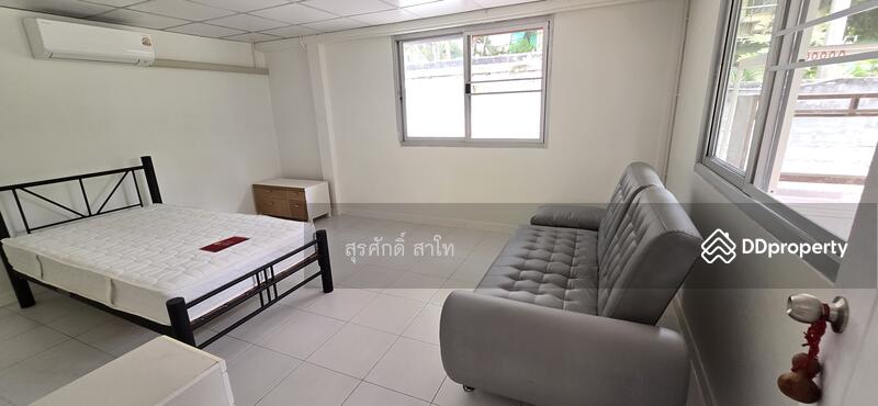 For Rent - Detached house Sathron soi.9 for rent 80,000 Baht per month 4bedroom2bathroom1Toilet2Parking, Bangkok