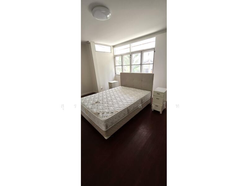 Detached house Sathron soi.9 for rent 70,000 Baht per month 4bedroom2bathroom1Toilet2Parking, Bangkok, Bang Rak, Bangkok, 4 Bedrooms, 185 sqm, Single Detached House For Rent, by Surasak Satho, 60081041 - DDproperty.com
