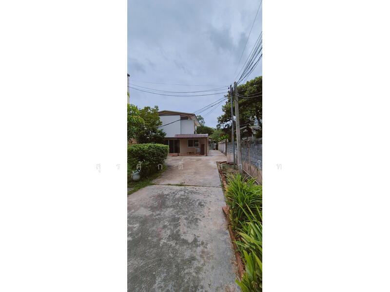 Detached house Sathron soi.9 for rent 70,000 Baht per month 4bedroom2bathroom1Toilet2Parking, Bangkok, Bang Rak, Bangkok, 4 Bedrooms, 185 sqm, Single Detached House For Rent, by Surasak Satho, 60081041 - DDproperty.com
