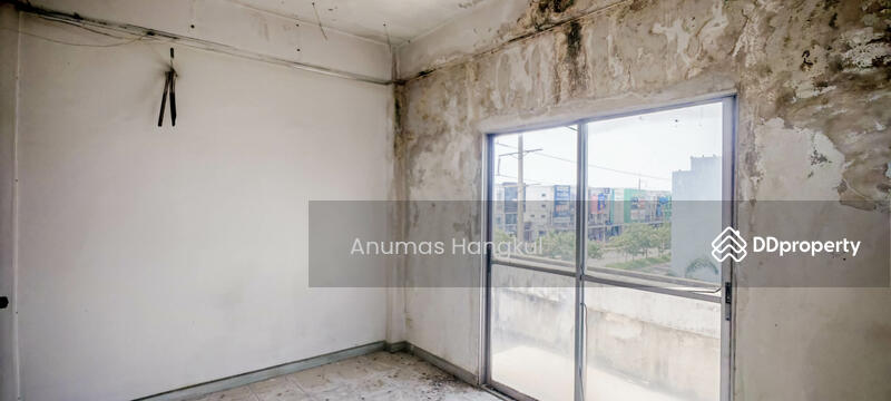 ขาย - อาคารพาณิชย์ 4.5ชั้น ปทุมธานี : 4.5-storey commercial building, Pathum Thani, ปทุมธานี
