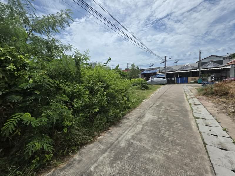 ขายที่ดินทำเลดี ใจกลางจุดท่องเที่ยว พัทยา–นาจอมเทียน ห่างทะเลเพียง 300 เมตร, Chon Buri (Pattaya), ถนนสุขุมวิท, Na Chom Thian, Sattahip, Chon Buri (Pattaya), , 272 sqm, Land For Sale, by คุณรินดา, 60081280 - DDproperty.com