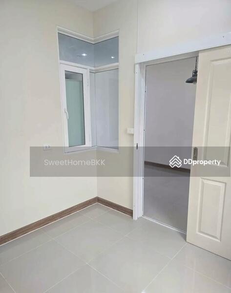 ขาย - Golden Town Sathorn : โกลเด้น ทาวน์ สาทร, กรุงเทพ