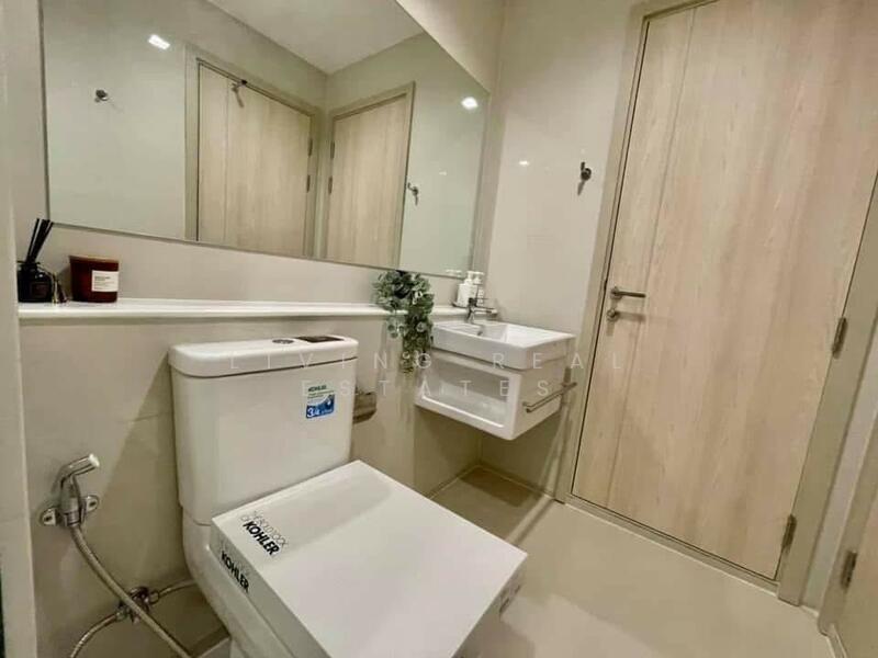 Life One Wireless, Bangkok, 1 Wireless Road, Lumphini, Pathum Wan, Bangkok, 2 Bedrooms, 63 sqm, Condo For Rent, by Living Real Estates, 60081460 - DDproperty.com