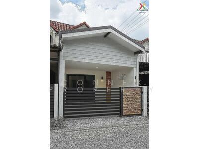 ขาย - หมู่บ้านร่มทิพย์วิลเลจ Romthip Village, กรุงเทพ