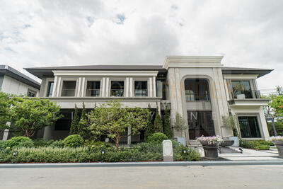 ขาย - Grand Bangkok Boulevard Krungthepkritha : แกรนด์ บางกอก บูเลอวาร์ด กรุงเทพกรีฑา, กรุงเทพ