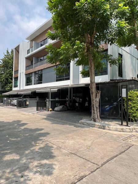 Arden Rama 3 : อาร์เด้น พระราม 3 , กรุงเทพ, 33 ถนนยานนาวา, ช่องนนทรี, ยานนาวา, กรุงเทพ, 185 ตร.ม., ทาวน์เฮ้าส์ ให้เช่า, โดย ปรินทร์ญาดา ชิณโชติ, 60082222 - DDproperty.com