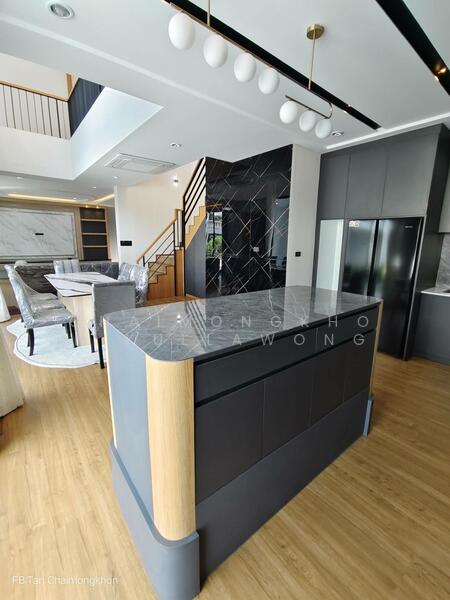 ทางเชื่อมระหว่างครัวกับโซนทานอาหาร