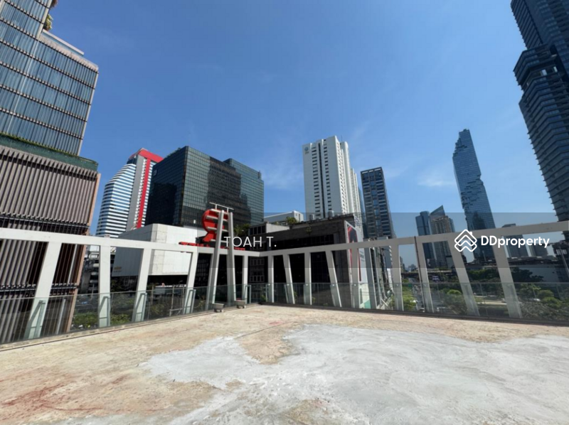 For Rent - rooftop space for rent silom surawong Red planet, Bangkok