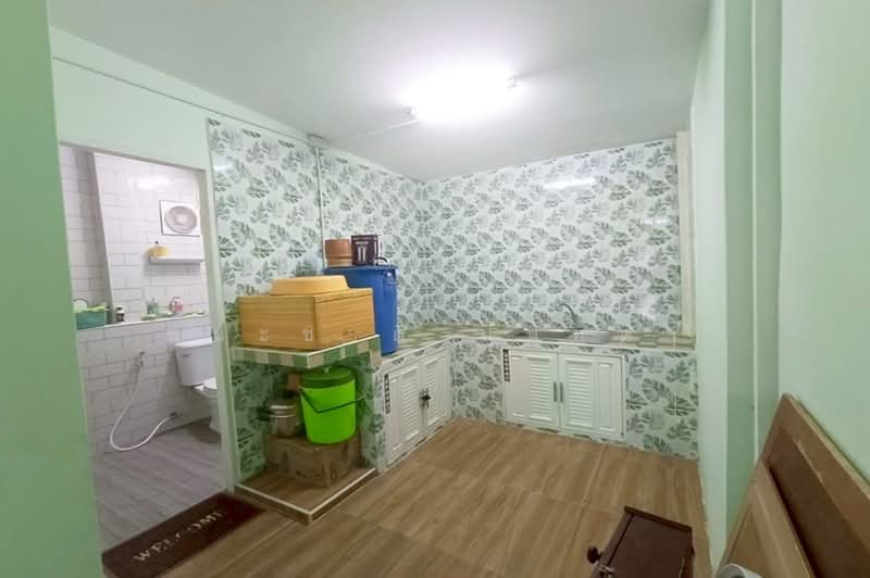 ทาวน์เฮาส์ หมู่บ้าน อยู่เจริญ 1 (คลอง4) เนื้อที่ 17 ตรว. ต.บึงยี่โถ อ.ธัญบุรี จ.ปทุมธานี, Pathum Thani, Bang Yitho, Thanyaburi, Pathum Thani, 2 Bedrooms, 68 sqm, Townhouse For Sale, by ชนะชาติ นนท์ตา, 60083156 - DDproperty.com
