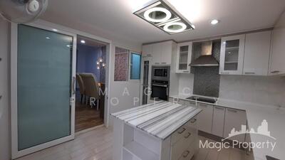 ขาย - Waratorn Ville : หมู่บ้านวราธรวิลล์, กรุงเทพ