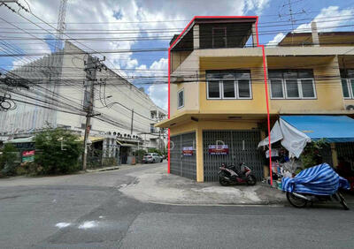 ขาย - ตึกเเถว จรัญสนิทวงศ์ 62, กรุงเทพ