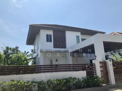 ขาย - Lake Garden Villa : หมู่บ้านเลคการ์เด้นวิลล่า, กรุงเทพ