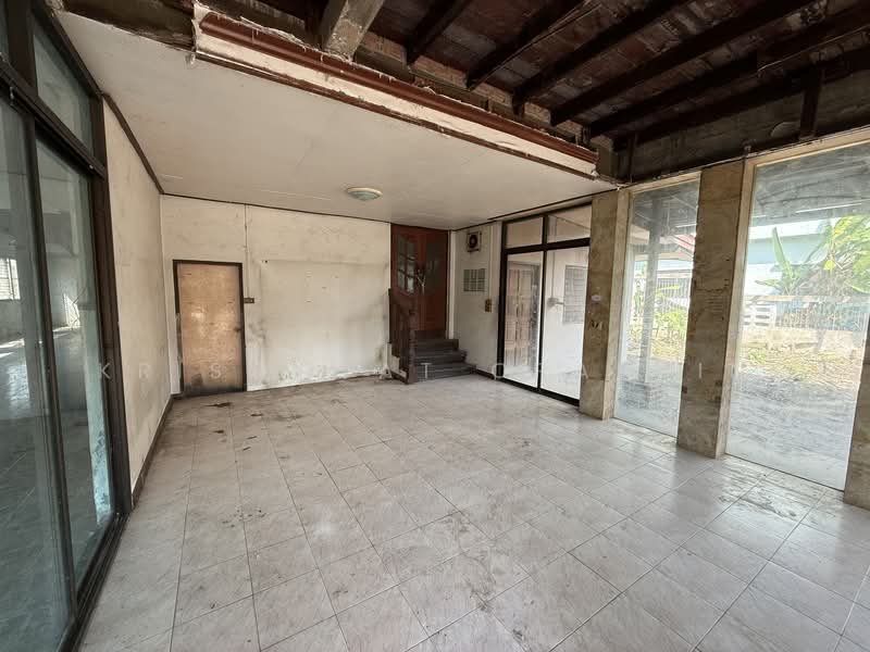 1 Rai of land near Don Mueang Airport, Bangkok, โกสุมรวมใจ, Si Khan, Don Mueang, Bangkok, , 1,640 sqm, Land For Sale, by Krissawat Oraphin, 60084819 - DDproperty.com