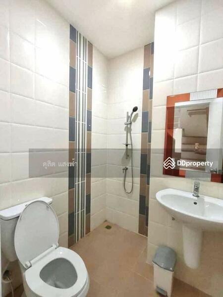 For Rent - ให้เช่าทาวน์โฮม ม.โกลเด้นท์ทาวน์ เก้ากิโล ศรีราชา, Chon Buri