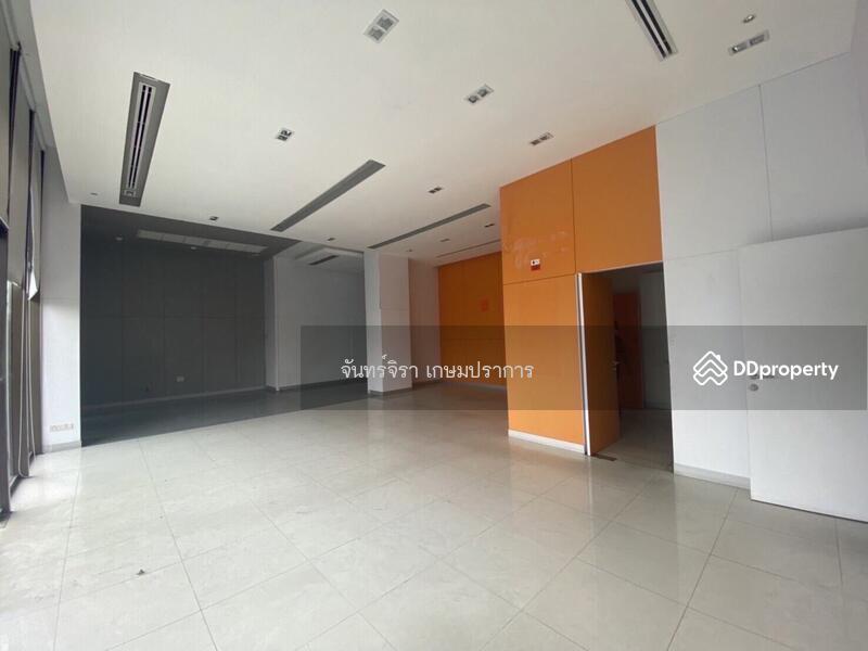 For Rent - Space for Rent: Hua Lamphong / Rama 4 (Ground Floor, Main Road), Bangkok