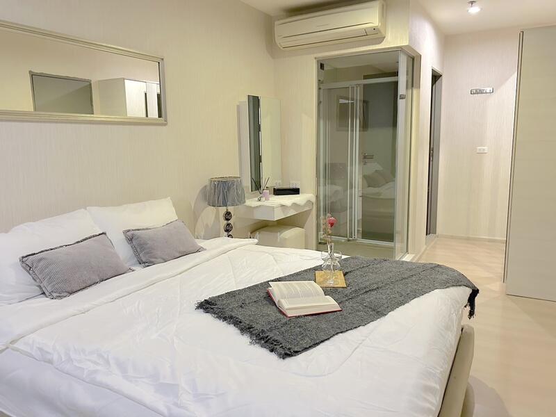 Life Ratchadapisek, Bangkok, 279 Ratchadapisaek Road, Huai Khwang, Huai Khwang, Bangkok, 2 Bedrooms, 65 sqm, Condo For Sale, by Nami E., 60085601 - DDproperty.com