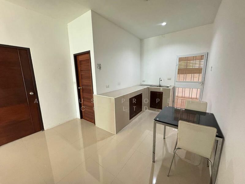 Single house for sale in Pattaya, Soi Phonpraphanimit 32, Chon Buri (Pattaya), Nong Pru, Bang Lamung (Pattaya), Chon Buri (Pattaya), 3 Bedrooms, 616 sqm, Single Detached House For Sale, by A House Property Co.,Ltd., 60085684 - DDproperty.com