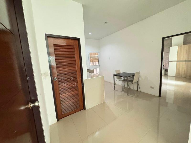 Single house for sale in Pattaya, Soi Phonpraphanimit 32, Chon Buri (Pattaya), Nong Pru, Bang Lamung (Pattaya), Chon Buri (Pattaya), 3 Bedrooms, 616 sqm, Single Detached House For Sale, by A House Property Co.,Ltd., 60085684 - DDproperty.com