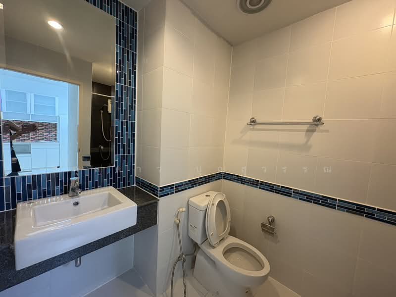 For Rent - A Space Asoke-Ratchada, Bangkok