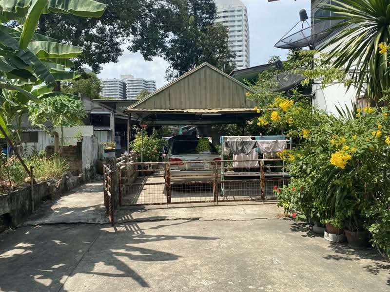 ที่ดิน 2 ไร่ สุขุมวิท 47 อโศก สุขุมวิท ทองหล่อ วัฒนา ใกล้ BTS, กรุงเทพ, สุขุมวิท 47, คลองเตย, คลองเตย, กรุงเทพ, 4,070 ตร.ม., ที่ดิน ขาย, โดย วิลาสินี เศรษฐกุล, 60086370 - DDproperty.com