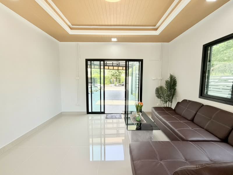 Baan Pruksa 14 A Bangbuathong, Nonthaburi, Soi Pruksa Village 14 A, Bang Khu Rat, Bang Bua Thong, Nonthaburi, 5 Bedrooms, 180 sqm, Single Detached House For Sale, by Connex Property, 60087665 - DDproperty.com