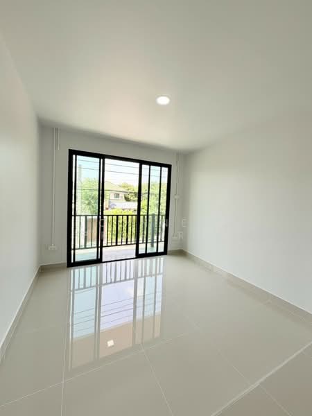 Baan Pruksa 14 A Bangbuathong, Nonthaburi, Soi Pruksa Village 14 A, Bang Khu Rat, Bang Bua Thong, Nonthaburi, 5 Bedrooms, 180 sqm, Single Detached House For Sale, by Connex Property, 60087665 - DDproperty.com