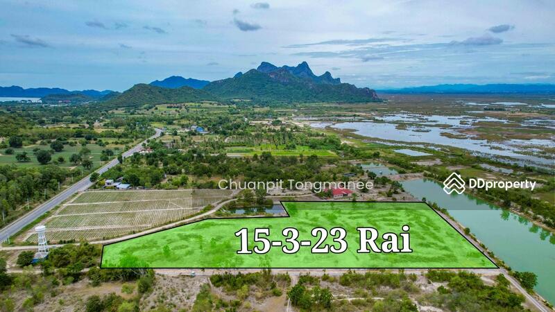 For Sale - Land next from the lake for sale, Land Area 15 Rai 3 Ngan 23 sq.wah, Price 500,00, Prachuap Khiri Khan