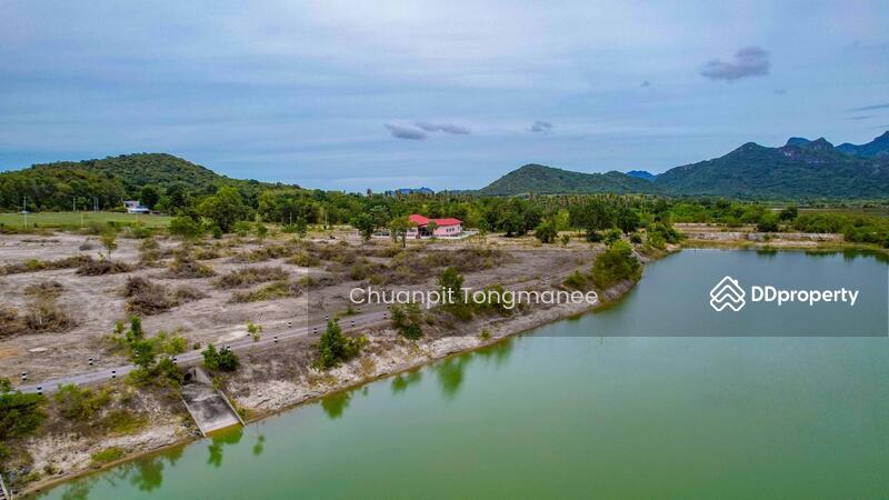 For Sale - Land next from the lake for sale, Land Area 15 Rai 3 Ngan 23 sq.wah, Price 500,00, Prachuap Khiri Khan