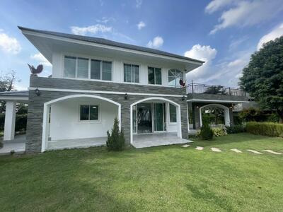 ขาย - Phu Patra-Khao Yai : ภูภัทรา-เขาใหญ่, นครราชสีมา