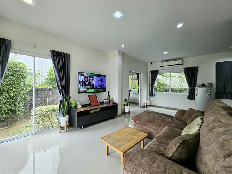 ขายบ้านแฝด หลังใหญ่ เลอนีโอไพร์ม แพรกษา-เทพารักษ์ 40.1 ตรว. 147 ตรม. 4 นอน 3 น้ำ, Samut Prakan, Phraeksa, Muang Samut Prakarn, Samut Prakan, 4 Bedrooms, 147 sqm, Townhouse For Sale, by คุณ ณิชาภา, 60089313 - DDproperty.com