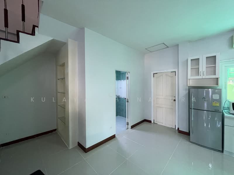 THSR-009 ต.หมากแข้ง อ.เมืองจ.อุดรธานี Usabuy Townhome Village, Asawamitr Road, Udonthani City., Udon Thani, ถ.อัศวมิตร, Mak Khaeng, Muang Udon Thani, Udon Thani, 3 Bedrooms, 172 sqm, Townhouse For Rent, by Kulaya Thanapura, 60089748 - DDproperty.com