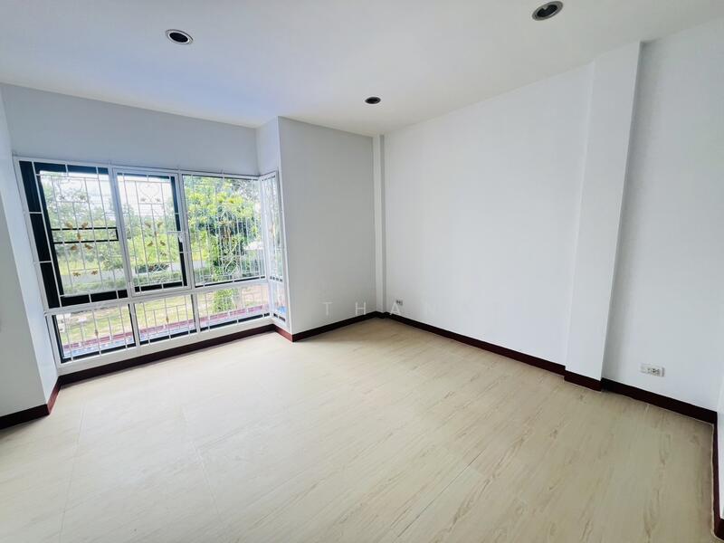 2-Story Townhome, Patta Town Village, Nongprue, Chonburi, Chon Buri (Pattaya), หมู่บ้านภัททาทาวน์, Nong Pru, Bang Lamung (Pattaya), Chon Buri (Pattaya), 3 Bedrooms, 110 sqm, Townhouse For Sale, by Kulaya Thanapura, 60089909 - DDproperty.com