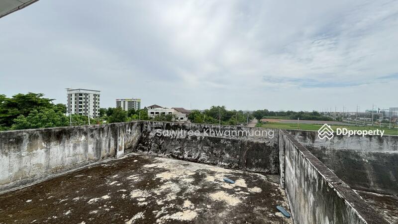 For Sale - 3-storey townhouse, ready to move in, near Suwinthawong Road, good location, suitable for business., Chachoengsao