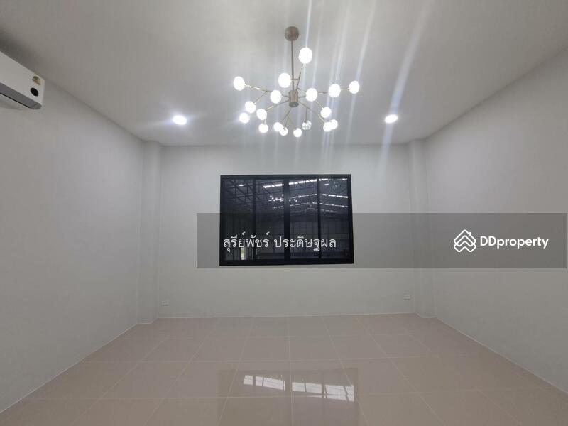 For Rent - Factory for rent, new, 2800 sq m., can apply for Factory Certificate 4, Soi Siwaphasawat-Phanthawong, Samut Sakhon