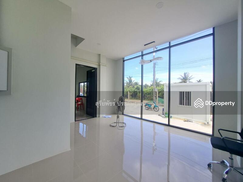 For Rent - Factory for rent, new, 2800 sq m., can apply for Factory Certificate 4, Soi Siwaphasawat-Phanthawong, Samut Sakhon
