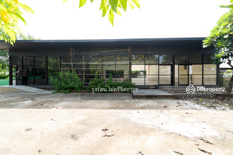 ห้องกระจก (ทำเป็นห้องแอร์ได้)