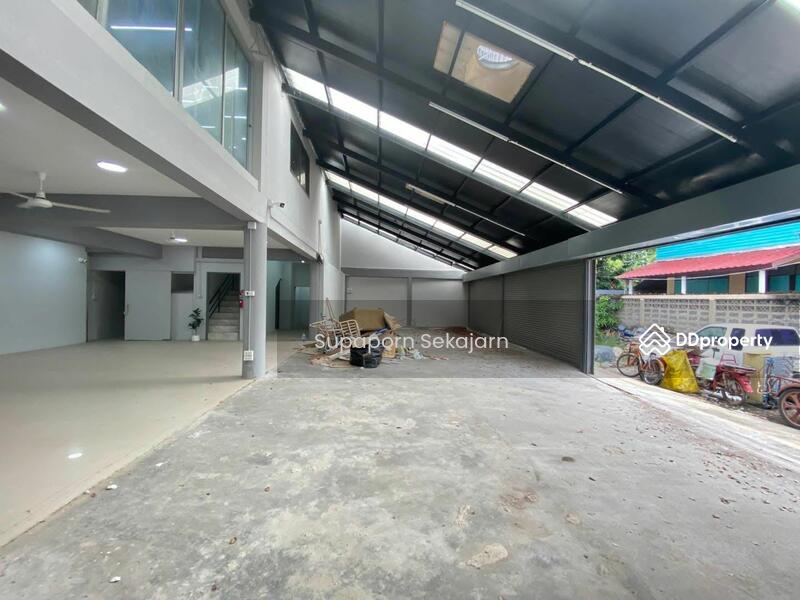 For Rent - โกดังพร้อมสำนักงาน 2,000 ตรม. จรัญ 37, Bangkok