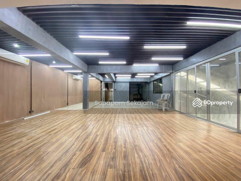 For Rent - โกดังพร้อมสำนักงาน 2,000 ตรม. จรัญ 37, Bangkok