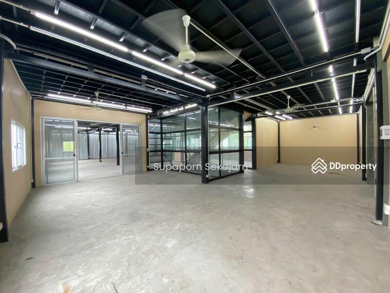 For Rent - โกดังพร้อมสำนักงาน 2,000 ตรม. จรัญ 37, Bangkok