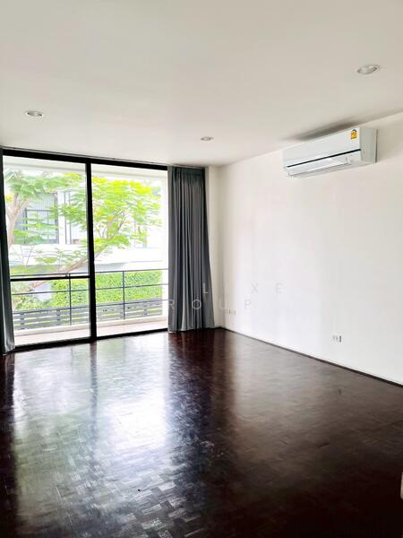 House with private pool in Thonglor, Bangkok, Khlong Tan Nua, Watthana, Bangkok, 4 Bedrooms, 400 sqm, Single Detached House For Rent, by The Luxe Group, 60091025 - DDproperty.com